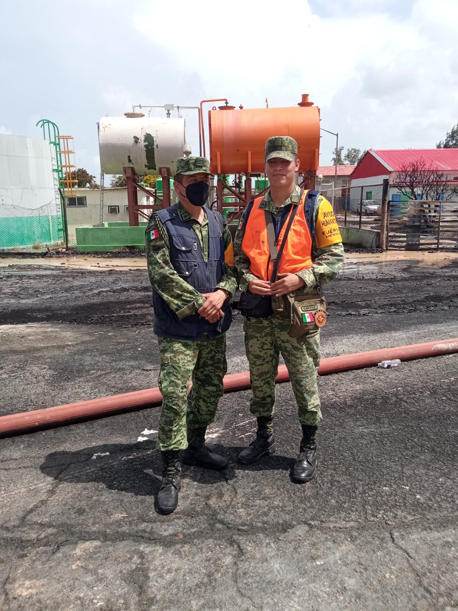 <a href="/DiazCanelB/">Miguel Díaz-Canel Bermúdez</a>: "Las tropas de Venezuela y México vinieron con enorme compromiso, independientemente del mandato de sus presidentes".
<a href="/lopezobrador_/">Andrés Manuel</a> <a href="/NicolasMaduro/">Nicolás Maduro</a> 
#LaSolidaridadSalva #MatanzasNoEstaSola