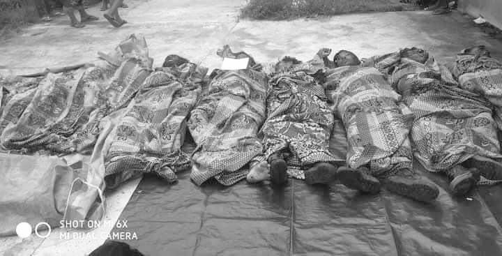 8 comrades from People Guerillas Commando-#MyinMu had LOST their lives during the battle with junta troops on Aug 4.
#WhatsHappeningInMyanmar
#2022Aug10Coup