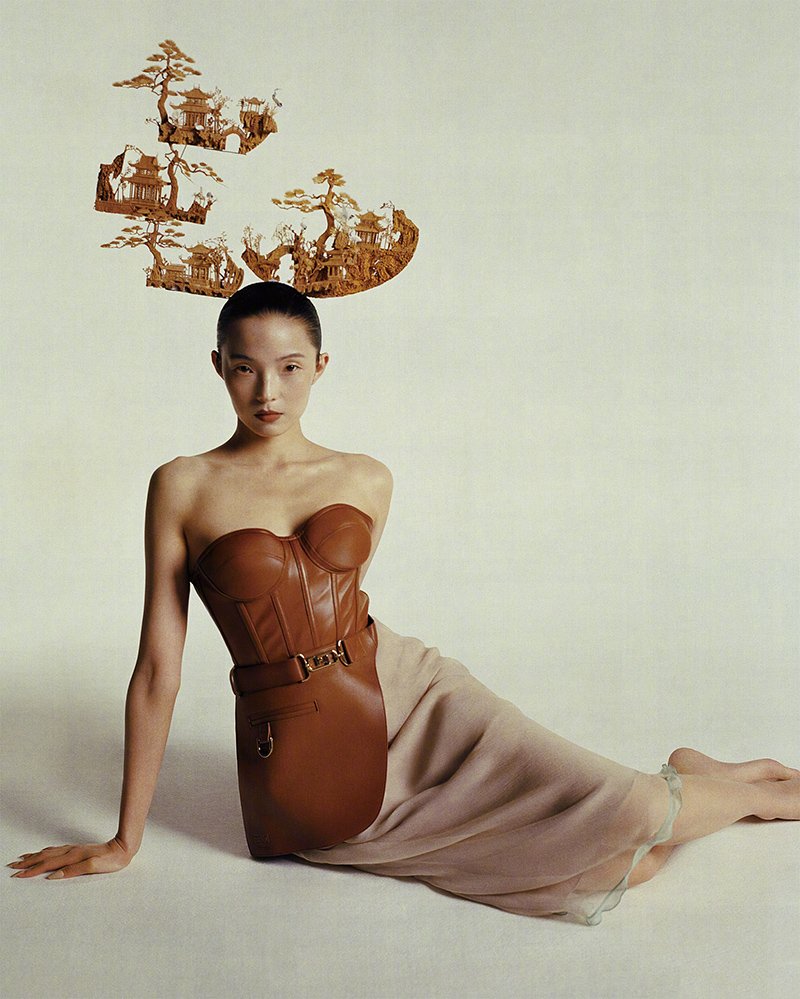 BL8K_'s tweet photo. Photographer spotlight is Leslie Zhang for XIAO WEN JU VOGUE CHINA AUGUST 2022!
.
.
.
.
.
.
.
Photographer: Leslie Zhang
Stylist: Audrey Hu
Model: Xiao Wen Ju
#bl8k #vogue #creativeagency #beauty #fashion #bl8kcreative #clothing #spotlight #photographer https://t.co/cQxR8U7ZG6