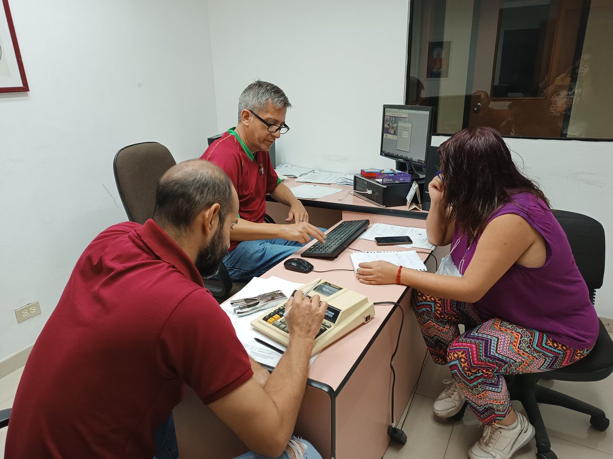 Dir_RRHHUC's tweet image. #hoy #9DeAgosto2022 Administración, Informática y RRHH, en horas de la noche en Proceso de revisión por parte de Patria de los archivos de pago de 10 días de Bono vacacional y Recreacional, en espera de aprobación. Salida del Rectorado a las 10 pm. Con apoyo de Vrad y Pispuc