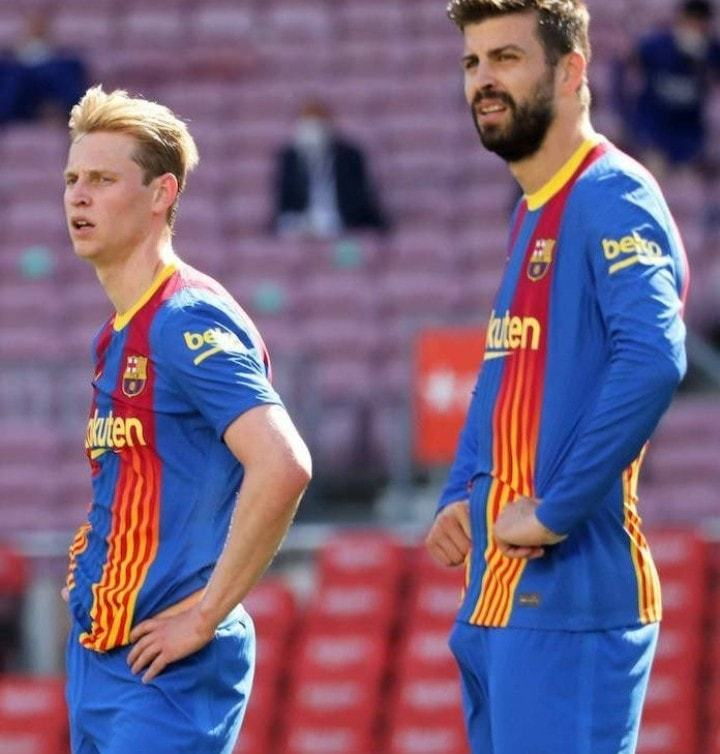 male_yummy's tweet photo. Gerard Piqué Bulge https://t.co/KQ7dqCCSBb