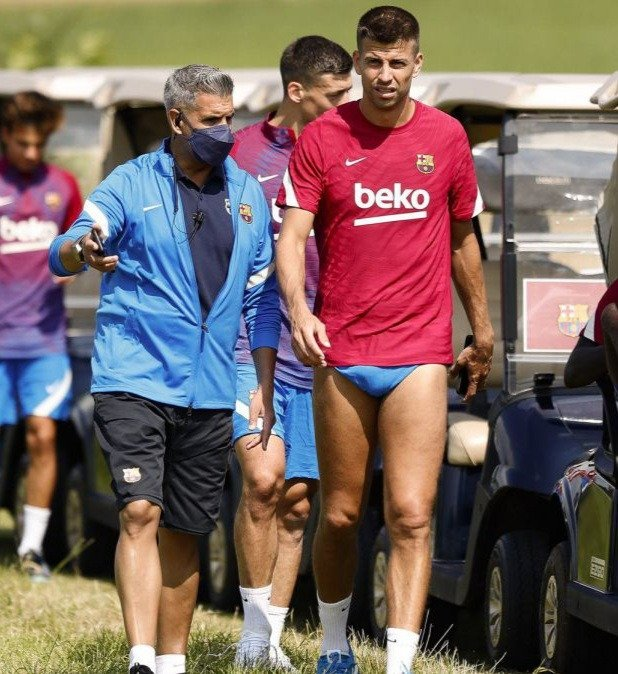 male_yummy's tweet photo. Gerard Piqué Bulge https://t.co/KQ7dqCCSBb