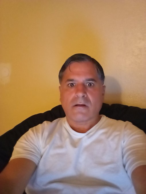 Xavier Garmilla - Elon I want to work for you!  Mobile phone # 210.740.5141 https://t.co/MC5YCeOArr<a href="/tag/newprofilepic"class="tags"><span>#newprofilepic</span></a>