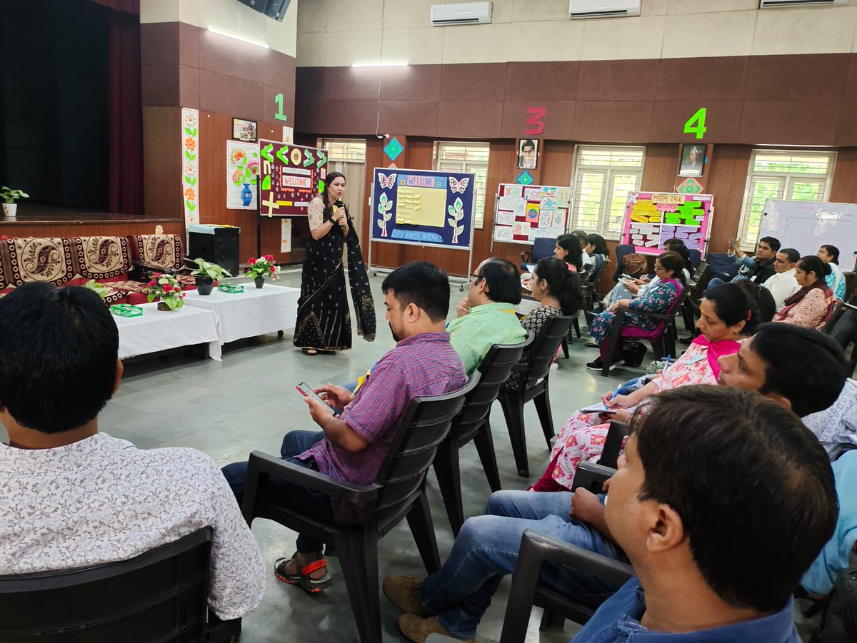 EMCCLASS's tweet photo. #EMCtraining

The fresh Batch of Mentor Teachers underwent a comprehensive and interactive Orientation Session on Entrepreneurship Mindset Curriculum (EMC).
@msisodia 
@AtishiAAP 
@SapnaYadav_EMC 
@SCERT2021 
@Dir_Education 
@DelhiGovDigital 
@dilli_shiksha 
@UdhyamOrg https://t.co/tRHuY2phHB