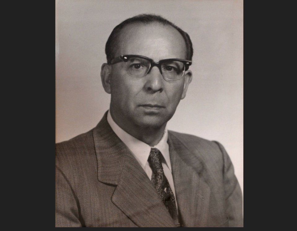 José F. Vásquez ( 🇲🇽 1896-1961) compuso unas 200 obras entre ópera, Lied, conciertos y más. Fue precursor de la <a href="/OFUNAM/">OFUNAM</a>, <a href="/RadioUNAM/">Radio UNAM</a> y <a href="/ENM_UNAM/">Facultad de Música</a>.
Pronto escucharemos más de sus creaciones 🎼