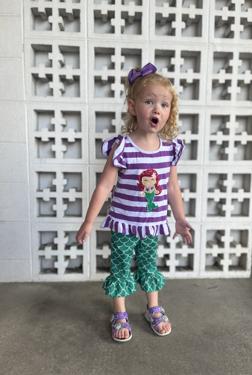 Dani_B_93's tweet photo. Tomorrow my baby starts K-3🥹🥹 📚 🖍 ✂️ https://t.co/tq9s9xLwa0