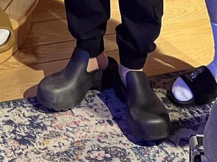 nessapjm's tweet photo. jimin’s shoes got me crying https://t.co/Ym3VOoNdiA