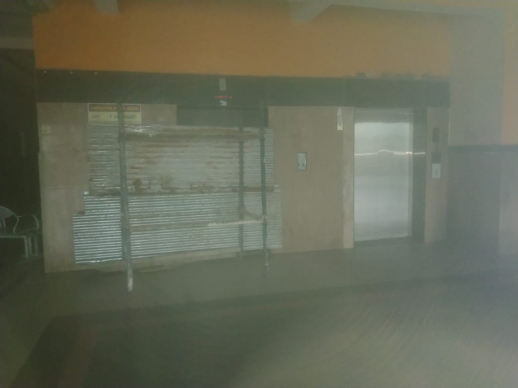 Chandu HoliтЩВя╕П (@chandu_holi) on Twitter photo This Is Government General Hospital in Gulbarga The lift is Not working from last 1 Month <a href="/Kalaburgivarthe/">DIPR-KALABURAGI</a> <a href="/KalaburgiCorp/">Kalaburgi City Corporation</a> <a href="/MgnregaZp/">MGNREGA KALABURAGI</a> <a href="/UmeshJadhav_BJP/">Dr. Umesh G Jadhav</a> <a href="/CPatilbjp/">ChanduPatilbjp</a> <a href="/NammaKalaburagi/">Namma Kalaburagi</a> the Patient Relative or the Patient have to Walk through the stair case Pls look in this case This Is Government General Hospital in Gulbarga The lift is Not working from last 1 Month <a href="/Kalaburgivarthe/">DIPR-KALABURAGI</a> <a href="/KalaburgiCorp/">Kalaburgi City Corporation</a> <a href="/MgnregaZp/">MGNREGA KALABURAGI</a> <a href="/UmeshJadhav_BJP/">Dr. Umesh G Jadhav</a> <a href="/CPatilbjp/">ChanduPatilbjp</a> <a href="/NammaKalaburagi/">Namma Kalaburagi</a> the Patient Relative or the Patient have to Walk through the stair case Pls look in this case