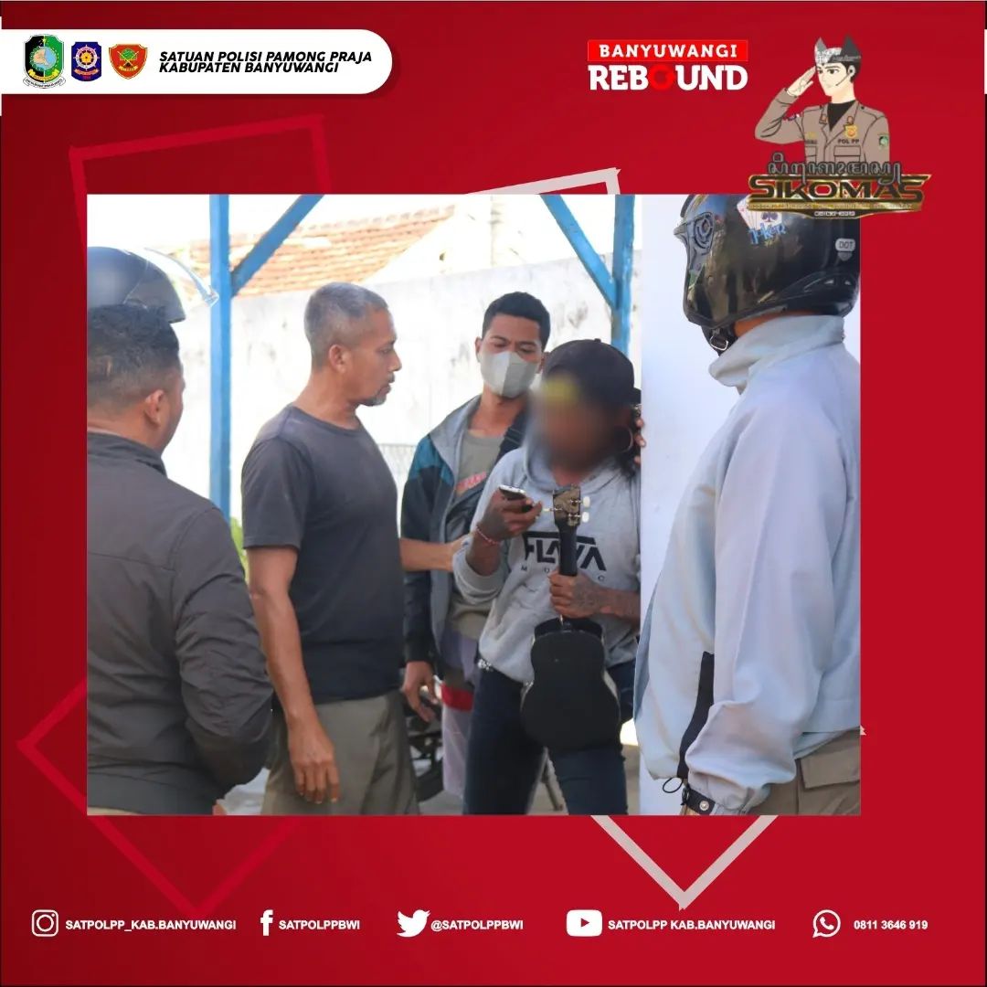 satpolppbwi's tweet photo. Hallo sobat Praja !! 👋

Selasa , 09 Agustus 2022 Satuan Polisi Pamong Praja Kabupaten Banyuwangi melakukan patroli trantibum.
@wawanyadmadi
@anacleto52
@SatpolPPJatim
@banyuwangi_kab
@ditpolpp_linmas https://t.co/ftXYmA1aE6