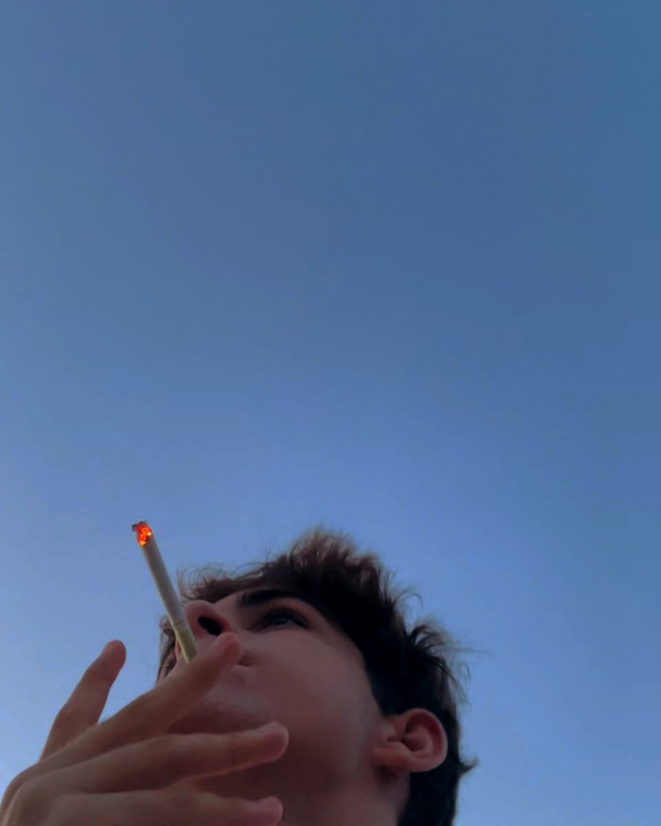 Gsusgt's tweet image. No tengo vicio no...