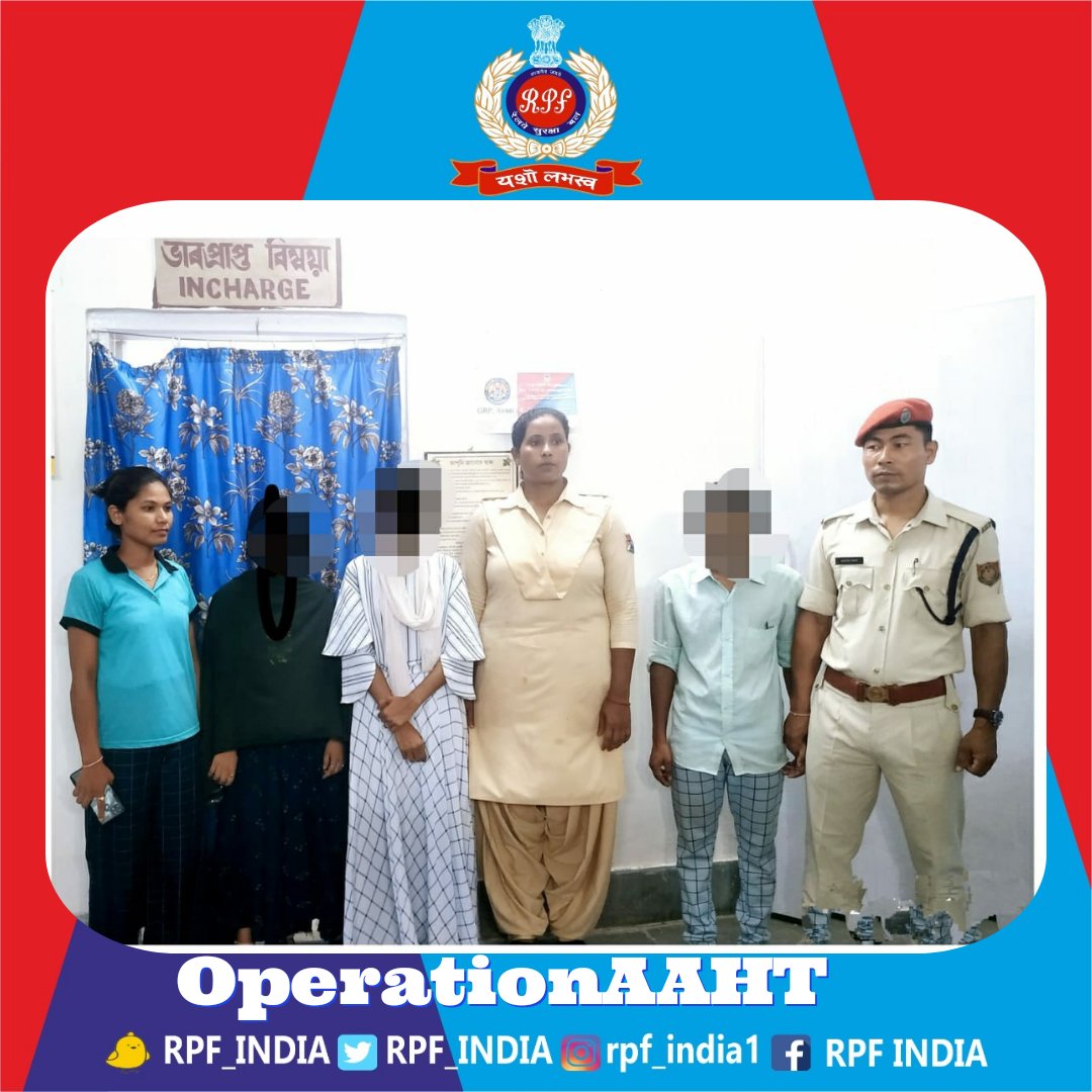 Human Trafficking steals people's lives..
In order to eradicate this scourge against humanity,team of #RPF Rangiya division rescued 01 minor girl and a lady from the clutches of one trafficker who trapped them through social media from Barpeta Road railway station.
#OperationAAHT