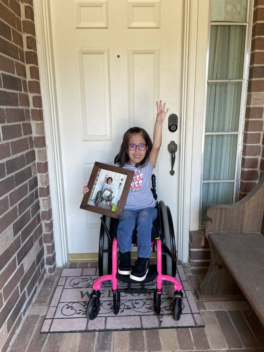Melly_Jimenez's tweet photo. My babies had a good day 🥰😍 @HumbleISD_OE @Oaks4th @2ndGradeOaks @Oakskinder https://t.co/xQtKN92UDN