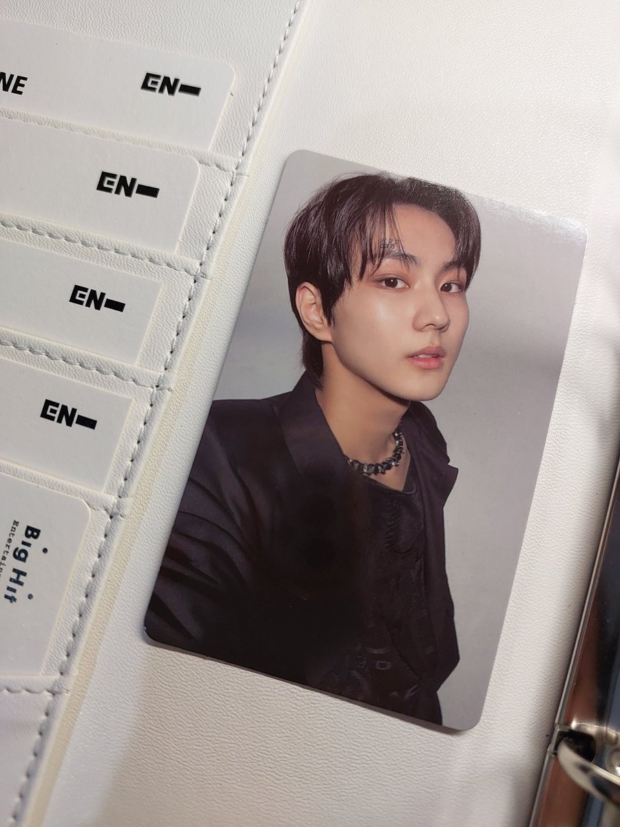 2409C4RT's tweet photo. ꒰ wts lfb | ph ꒱ enhypen

✷ jungwon no selca

— 160 php + lsf

𓏔 payo / 3 days res
𓏔 direct jnt 
𓏔 9/10 (may scratch but only visible sa light)
𓏔 rcbyt 

reply/dm to claim https://t.co/cCYPgyJMWE