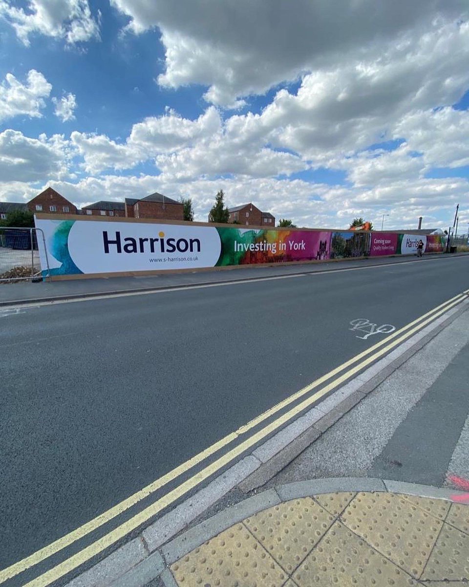 city_sign's tweet photo. We invested big for Harrison Developments - 80 meters of Dibond hoarding printed and installed onsite at York! 👊😃 #hoarding #hoardinggraphics https://t.co/XqxENXDwNx