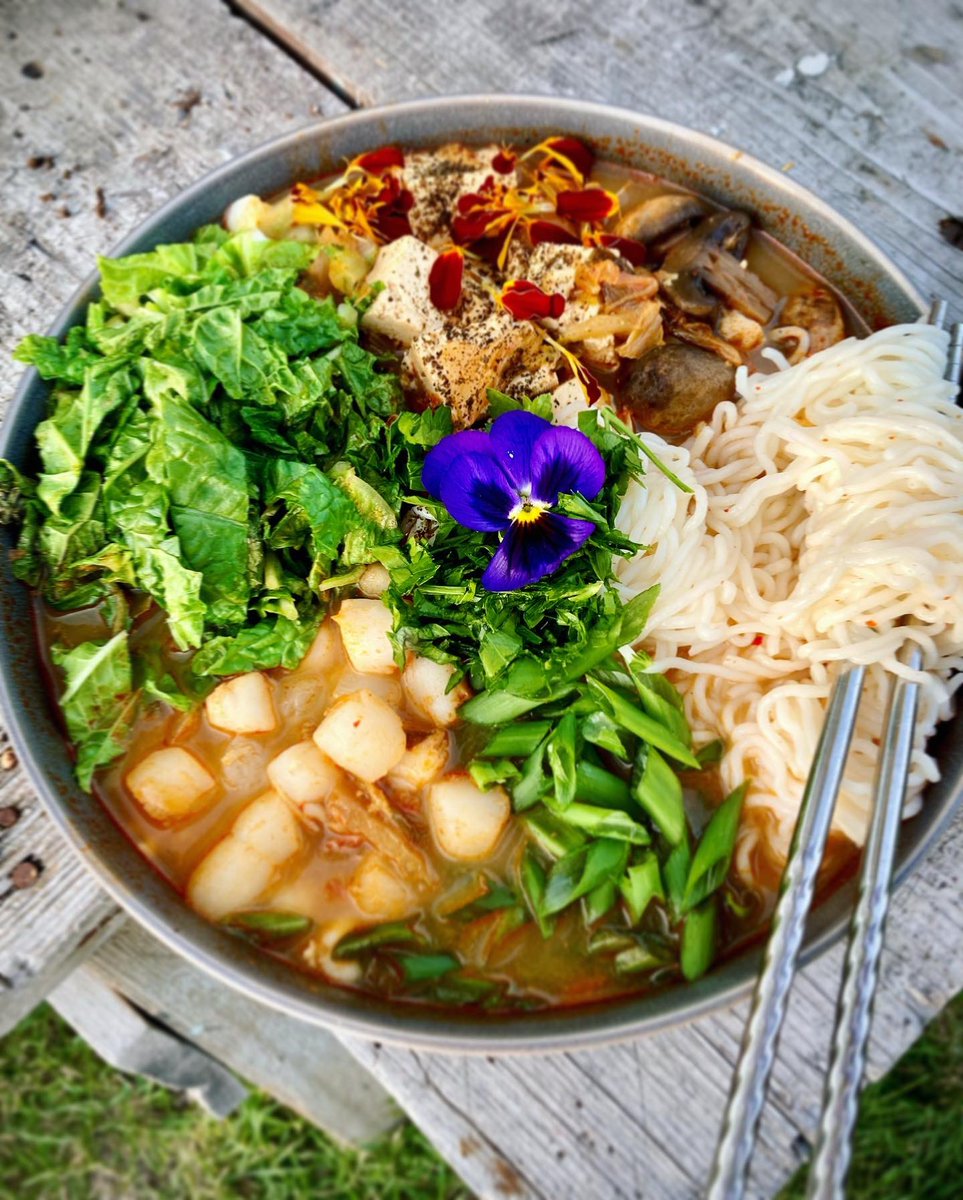 kate_domm's tweet photo. @sortedfood #FoodiD Goal paired again with #SidekickChallenge ‘Korean Inspired’ - Tofu and Cabbage Jjigae 🇰🇷🥘 Homemade kimchi starred as part of the soup base. 

@werbette helped ‘Organize Plans’ by suggesting LOTS of veggies and scallops. #sortedfood #sortedfamily @Bebbrell 😋 https://t.co/Dk6TXcy9g2