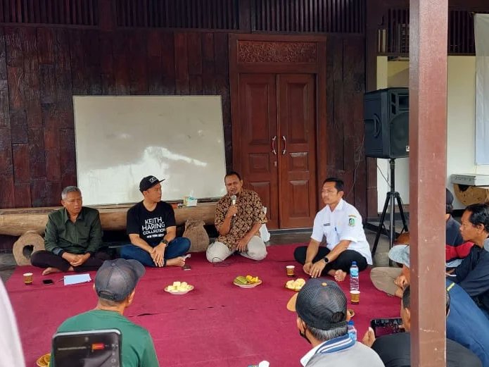 Giat hari ini, kegiatan Banyuwangi Berkebun demoplot pelatihan pengolahan tanah di Kebun Singhing Glagah, bersama narasumber Habib Usman Ali dan Prof Amin PT Satria Gunung Sakti