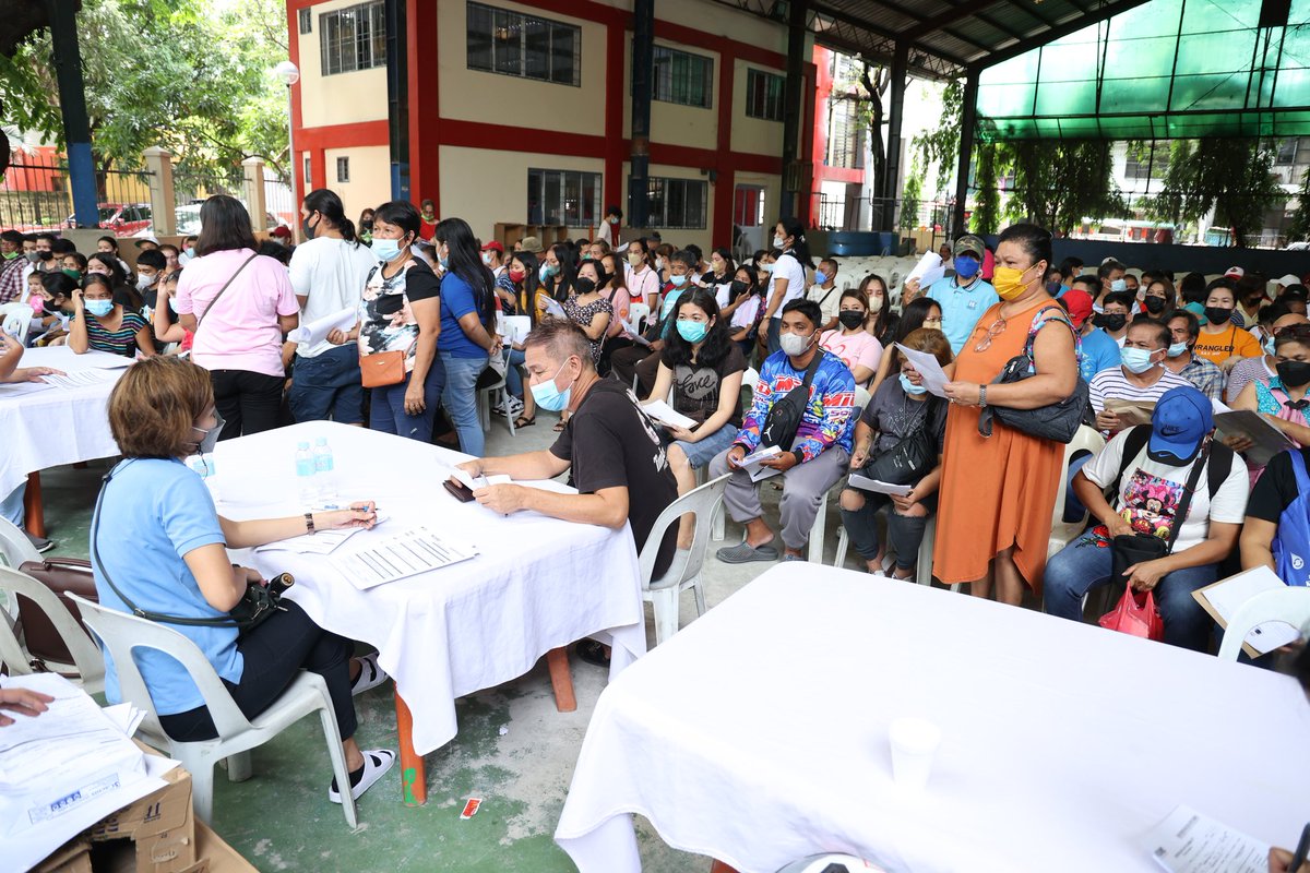 Quezon City Government on Twitter "Namahagi ang Department of Social