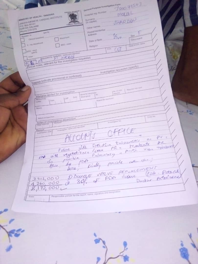 sarafinemollel's tweet photo. Shalom 
Jina langu naitwa Sara Mollel 
Nimekuja kwenu kuomba Msaada wa matibabu ya Mdogo wangu anatakiwa kufanyiwa operation ya Moyo ku replace double valve  Aortic and Palmonary valve Tarehe 14 mwezi huu wa nane.
Jina lake anaitwa Sharon Mollel Ana Miaka 19 anasoma kidato cha https://t.co/ew3qMEiifU