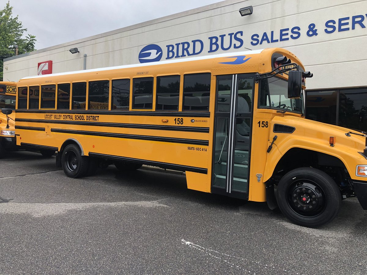 BirdBusSales's tweet photo. Locust Valley School children will be traveling safely and economically in this environmentally friendly Gas Vision. #school #cleanenergy #gas #birdbus https://t.co/spnLQ6oC8n