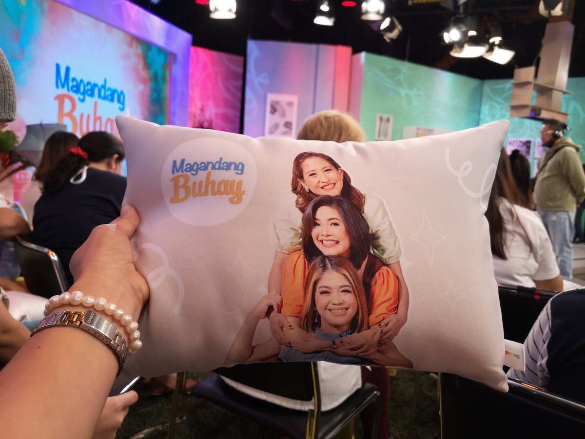 _gyzzy's tweet photo. After 3 years its good to be back! #MBTaping
Thank you po sa pillow🥰 https://t.co/tatbr9EAuA