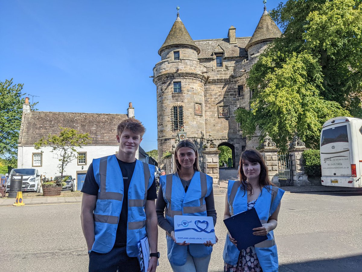 ScotlandsTowns's tweet photo. Our #ScotlandLovesLocal Gift Card ambassadors are out an about in the sun in #Fife today, working hard to promote the local gift card 💳🌞
#SLLGiftCard #lovelocal #shoplocal #chooselocal https://t.co/wGrJGlLZCt
