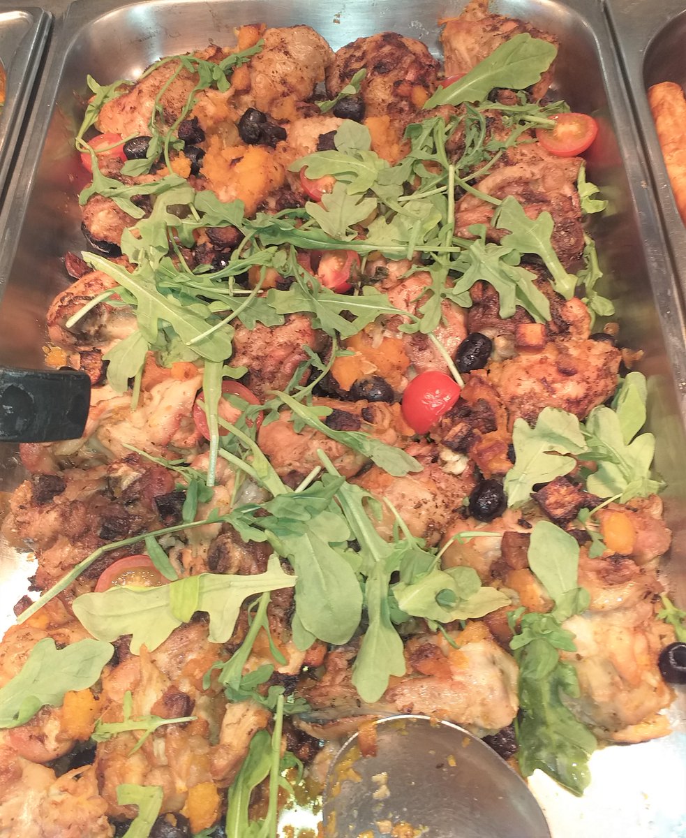 RDEcatering's tweet photo. It's Thai curry theme day in TLC today with dishes including Vegetable Pad Thai, Lemongrass Beef Stew Noodles and Thai Turkey Cakes with Chilli Sauce. https://t.co/9zqyE8UkM9