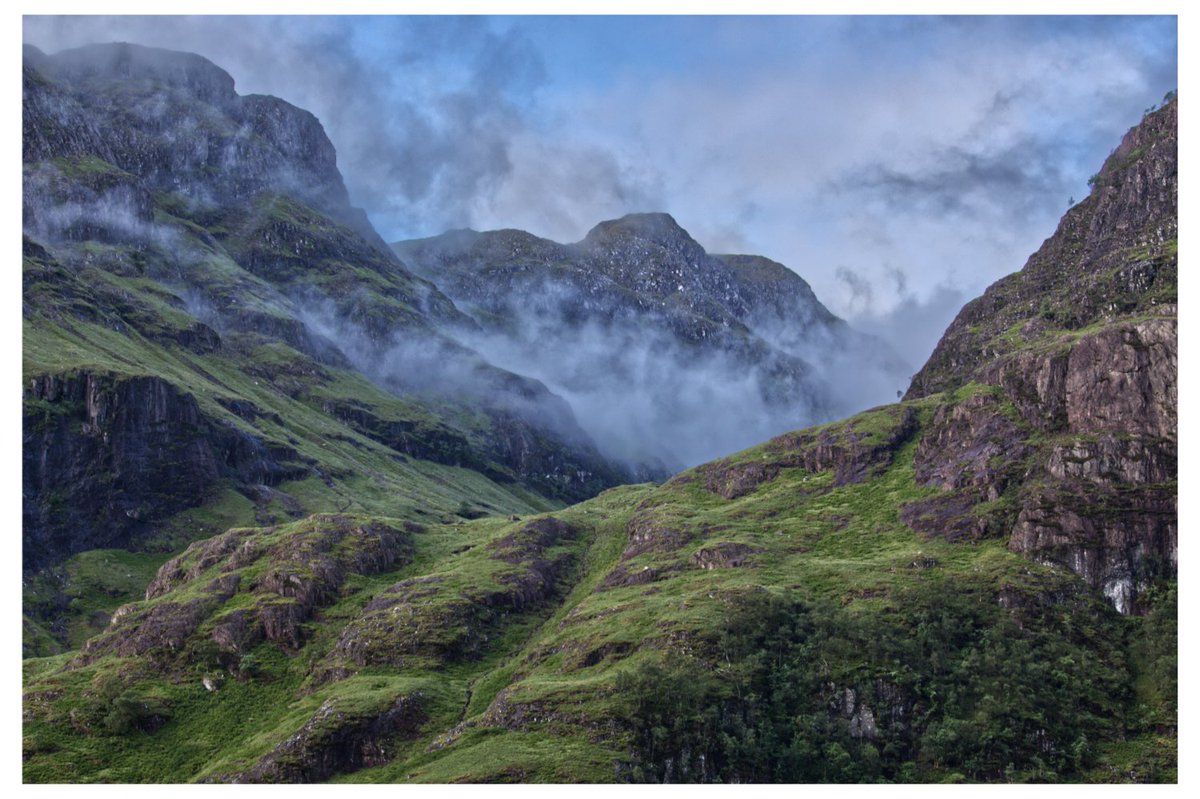 JohnMannick's tweet photo. Glencoe, Scottish highlands, UK #Scotland #scottishhighlands #glencoe #landscape #landscapephotography #johnmannick #NaturePhotography #nature #NatureBeauty #mountains
https://t.co/VO8OrBOYA0 https://t.co/3Y5MRyVEpQ