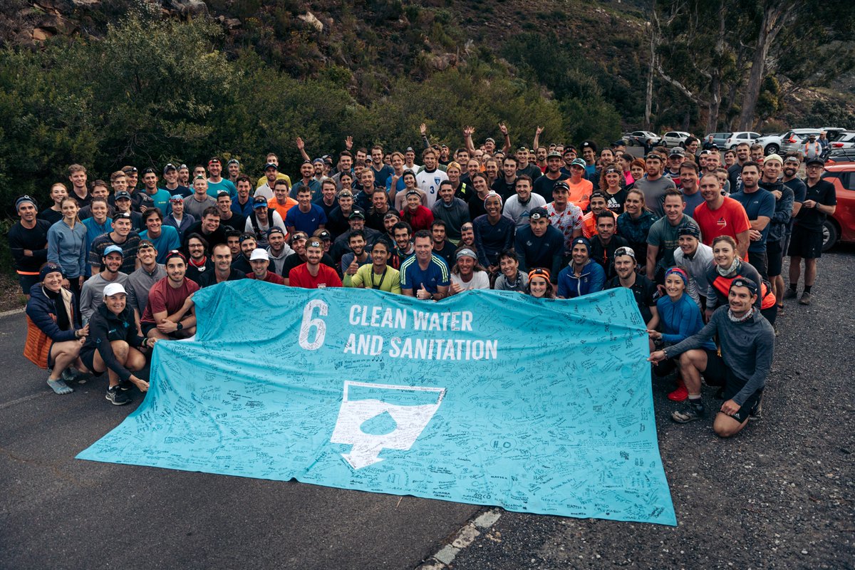 minaguli's tweet photo. When I injured myself during #RunningDry, people from all over Cape Town, took to the trails to dedicate their km to the cause on my behalf.
Now we have a global community of thousands of movers from around the world that join me during every activation.
Thank YOU! 🙏
📍CT, '22 https://t.co/29ZnnMJNFy