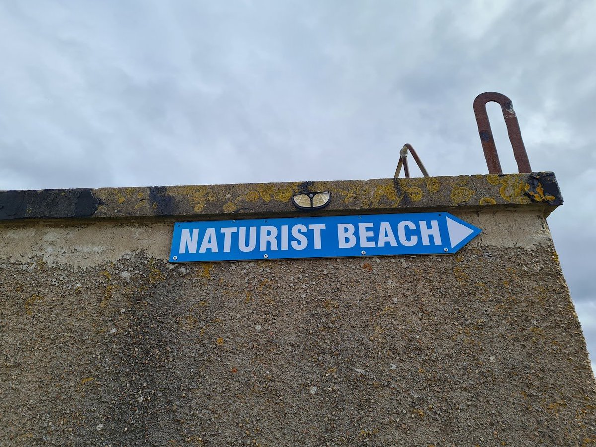 Hello WORLD👋

We're the John o' Groats Trail, a beautiful coastal trail through the Highlands of #Scotland.

This is our new account, so expect stunning scenes, sea themes &amp; plenty of memes!

We'd love if you could introduce us to the world - give us a wee RT pls?

#JOGTRAIL