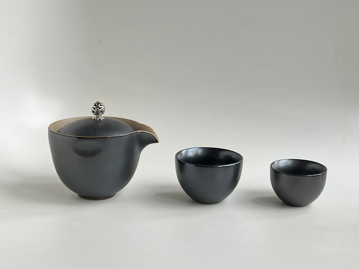 Excited to share the latest addition to my #etsy shop: Handcrafted Travel Porcelain Teapot with Two Cups.

 etsy.me/3dlBclx #ceramic #teaset #travelteaset #portableteaset #compactteaset #chineseteaset #handmade #birthdaypresent #christmaspresent