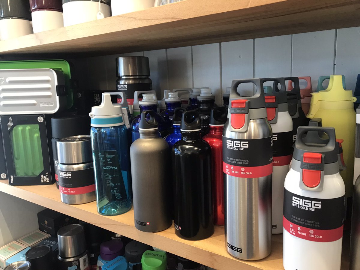 #FullyRestocked @SIGGofficial - Great product- Drinks bottles, hot+cold, food jars and lunch boxes 🇨🇭#BishyRoadShopping #IndieYork #ShopSmall #ShopLocal
