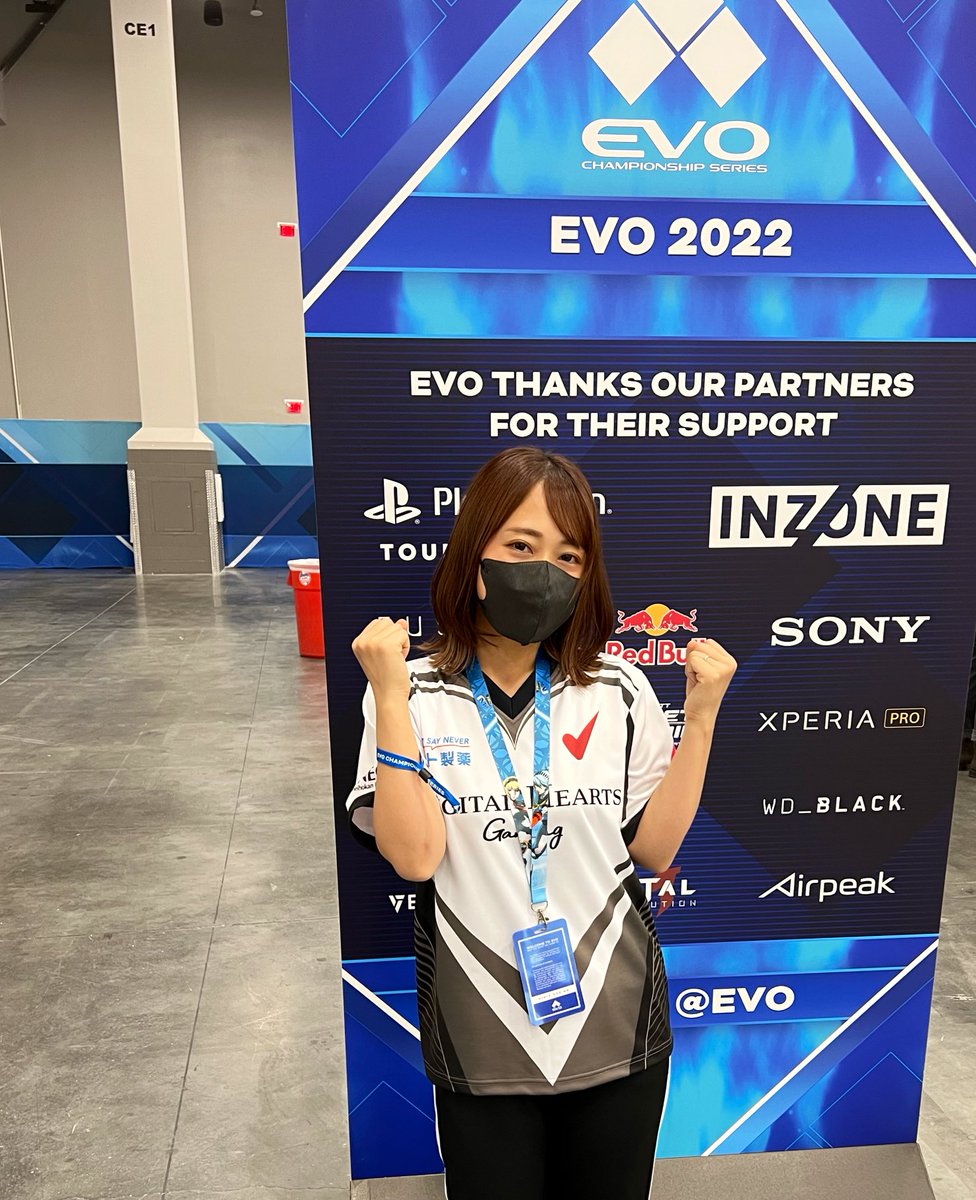 mimi00618's tweet photo. I arrived in Japan safely✈︎
Joining EVO was really a great time for me. I don't know which tournament I will be able to participate in yet...but I want to see you all again💛

みぃみ、日本に無事到着です。近々EVO振り返り配信したいと思います😊 https://t.co/8h6rkF0R71