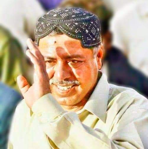 comredmudasir's tweet photo. شھيد بشير خان قريشي جھڙا بھادر اڳواڻ صدين ۾ پيدا ٿيندا آھن جيسين ھي دنيا قائم آ تيسين تائين سنڌين جي دل  مان شھيد وڏي جي محبت  کي ڪير به نٿو ڪڍي سگھي شھيد سنڌ جي تاريخ جو پنو ٿي ويو آ ۽ ان پني کي مٽائڻ ڪنھن جي وس ۾ ناھي ❤
#HBDShBashirQureshi https://t.co/bEjfrd2mqO