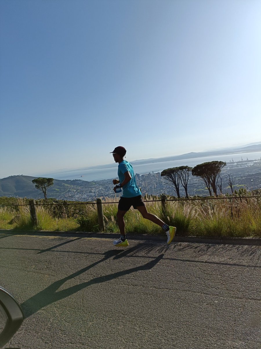 17 days to @comradesmarathon and the grind still continues.

#TsbyTotalSports 
#totalsports 
#ikhambidistribution 
#hokafanssa 
#tailwindsouthafrica 
#tailwindsouthafrica 
#iloveboobies_za 
#runbansrun 
#westcoastathleticsclub 
#ultradistancerunning 
#comrades2022