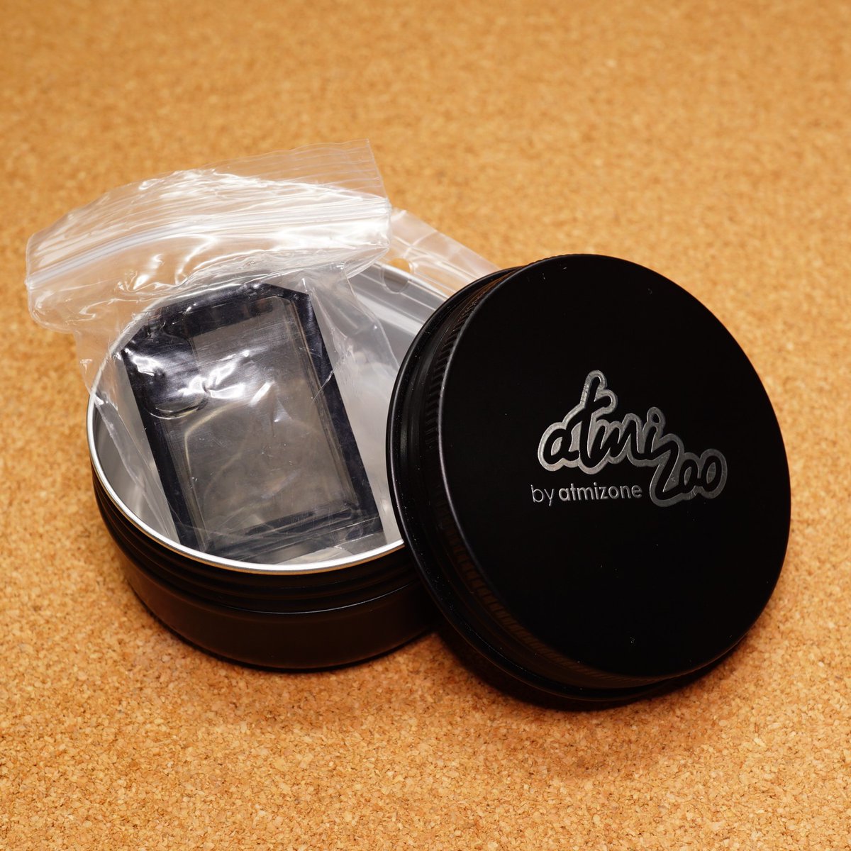 VAlphaline's tweet photo. お世話になっております。お取引いただいた「Atmizoo｜SnailTank Boro Tank - SmokedBlack 新品」は先程発送完了しました。到着まで今しばらくお待ちください。今後とも何卒よろしくお願い申し上げます。#Atmizoo #SnailTank #Boro #Tank #Billetbox #BB #HighEnd #Vape #vape好きな人と繋がりたい https://t.co/OIddKUKIAE