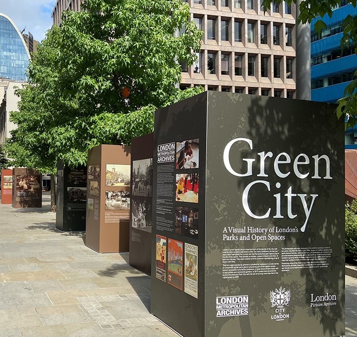thecityofldn's tweet photo. 📷Pop over to Aldgate Square today to see the outdoor photography exhibition🌳Green City by @LdnMetArchives 
It's here until 14 August!
What's your favourite green space in the City?#SummerInTheCity #SquareSmile https://t.co/CwszW9ZTAL