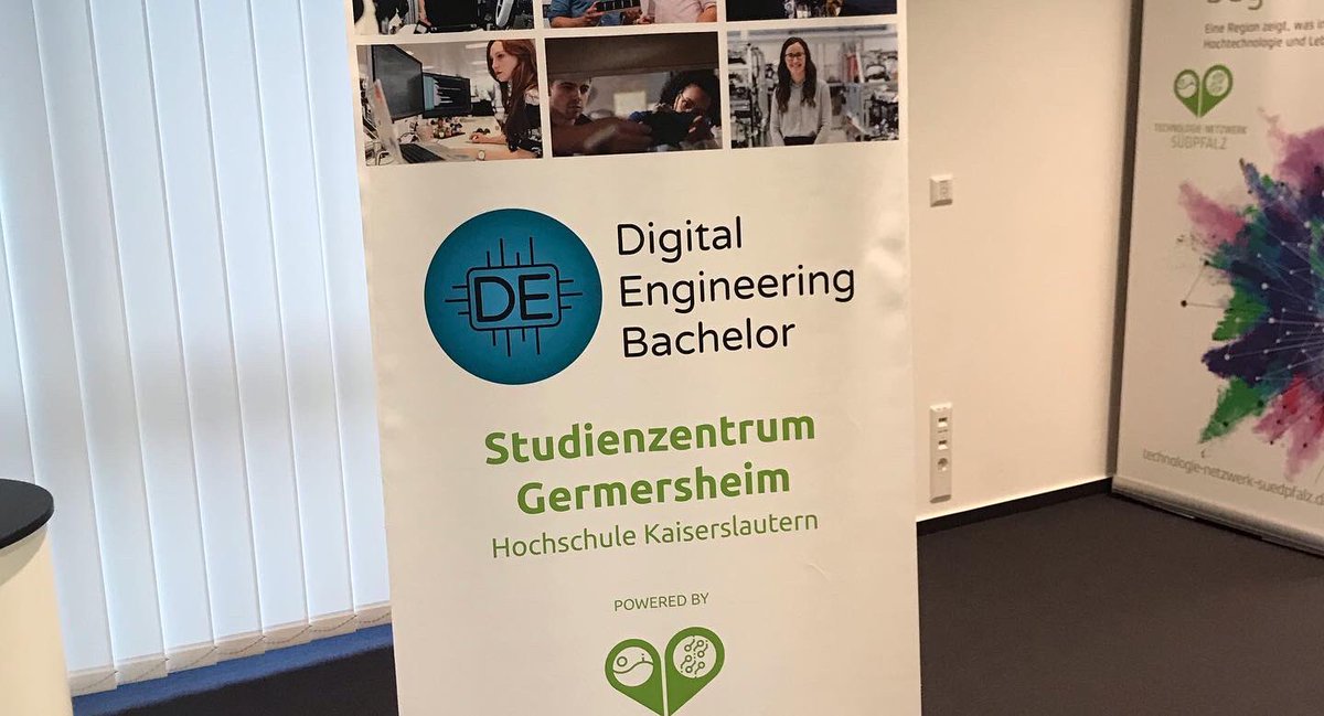 TSudpfalz's tweet photo. Baustelle Studienzentrum Germersheim! Ab Oktober nehmen hier die ersten Studenten den neuen Studiengang Digital Engineering der Hochschule Kaiserslautern in Angriff. Aktuell werden die Räume entsprechend vorbereitet.
#germersheim #technetz #digitalisierung #südpfalz https://t.co/CiuWq2qYd0