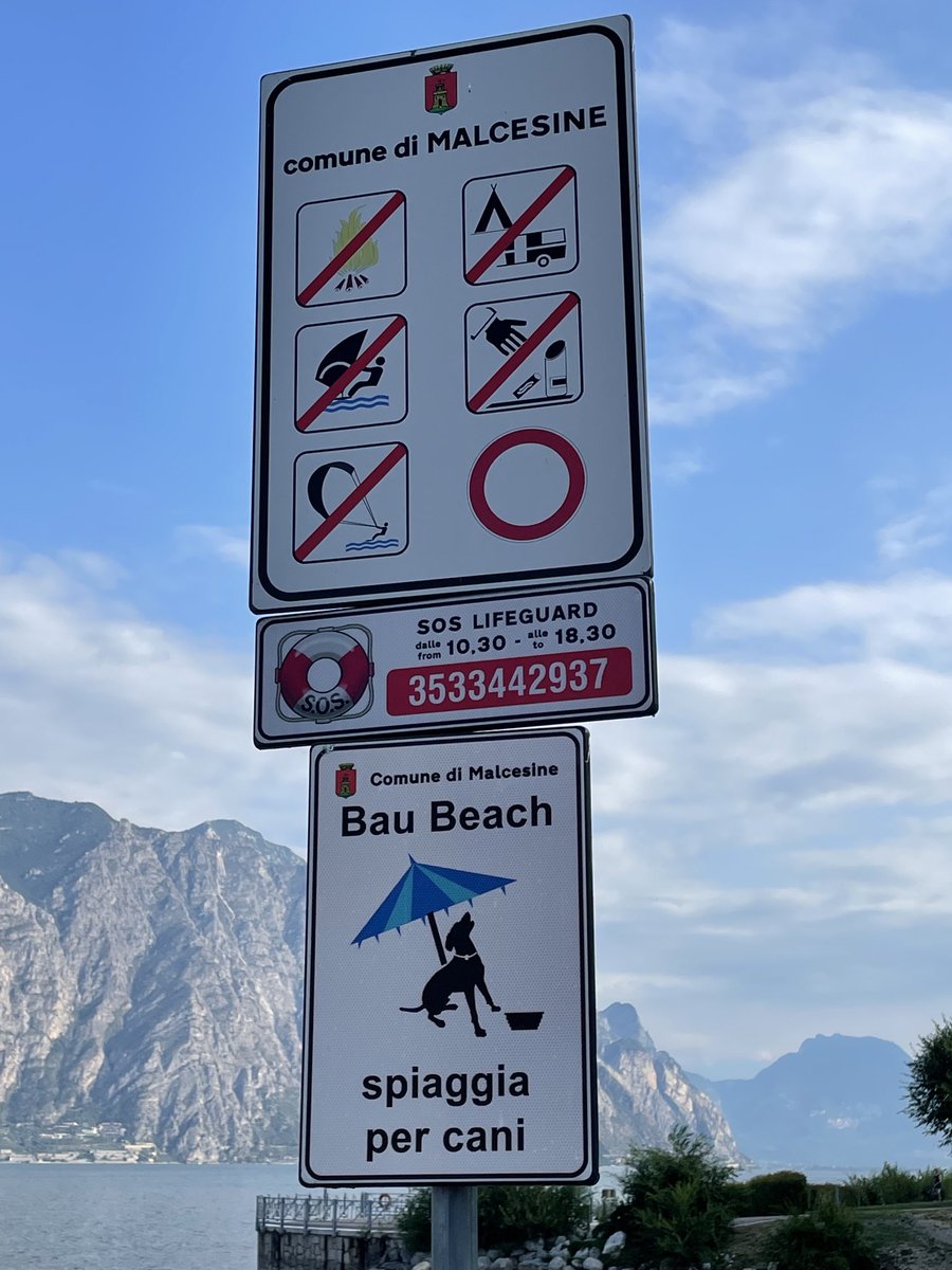 lucy_dennis01's tweet photo. Spotted a great bit of #publichealth messaging for our fury family members #dogsatthebeach ๐ฎ๐น ๐ถ๐ฉดโ๏ธ๐โค๏ธ https://t.co/hCVmyPgxMo