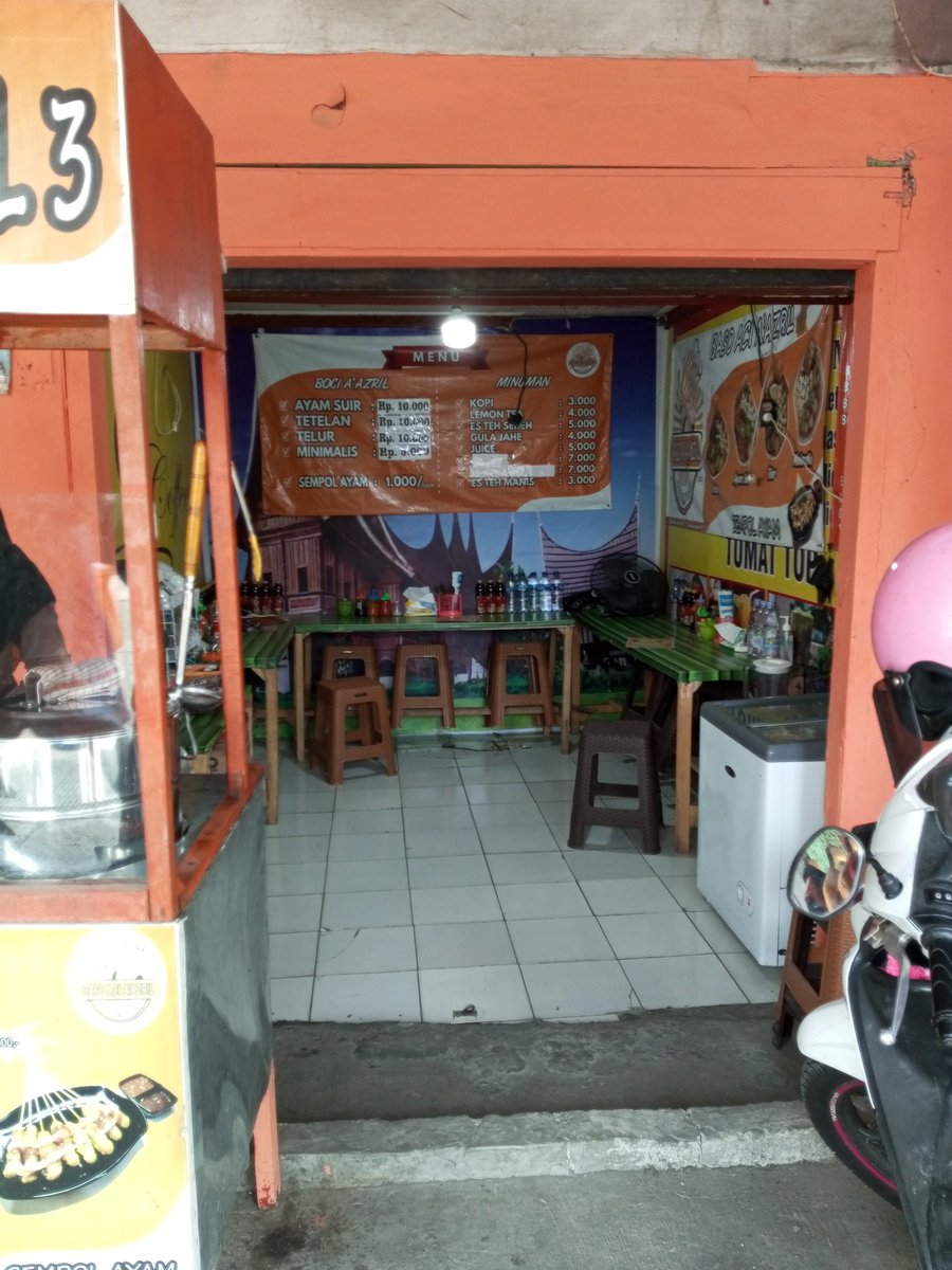 DeboraManurun18's tweet photo. AKSI KITA ✨✨

Tugas aksi kita juga tidak kalah seru dari tugas trilogi angkasa
Aku melakukan aksi sosial berupa mempromosikan makanan UMKM yaitu baso aci yang ada di dekat rumah akuu
#VOKASIIMPACT #MPKMB59SVIPB #IPBDIGDAYA #VOKASIJUARA
#akn59 https://t.co/n6HOLLdznE