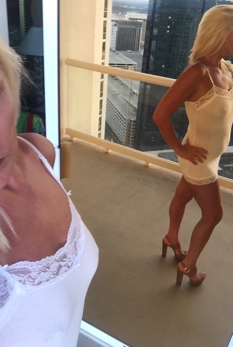 Braless Date Night, Hot Or Not? https://t.co/KqY2LPrtwO<a href="/tag/humpday"class="tags"><span>#humpday</span></a>