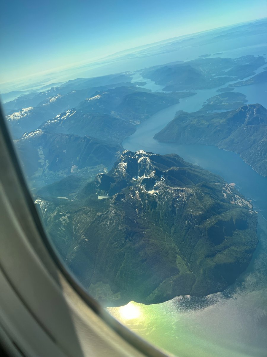 wonubliss's tweet image. 📸 by Wonwoo