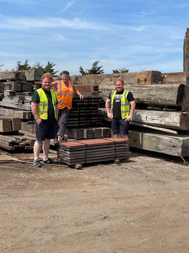 ashwell_timber's tweet photo. Timber transportation can sometimes be tricky - but where there's a will, there's always a way. We had to workhard to make this large order of timber we donated for @alexpettitt_la 'Slow Down, Breathe Deep' #RHSTattonPark garden fit into the tiny van he brought to collect it! https://t.co/ZhyCEiTpu4