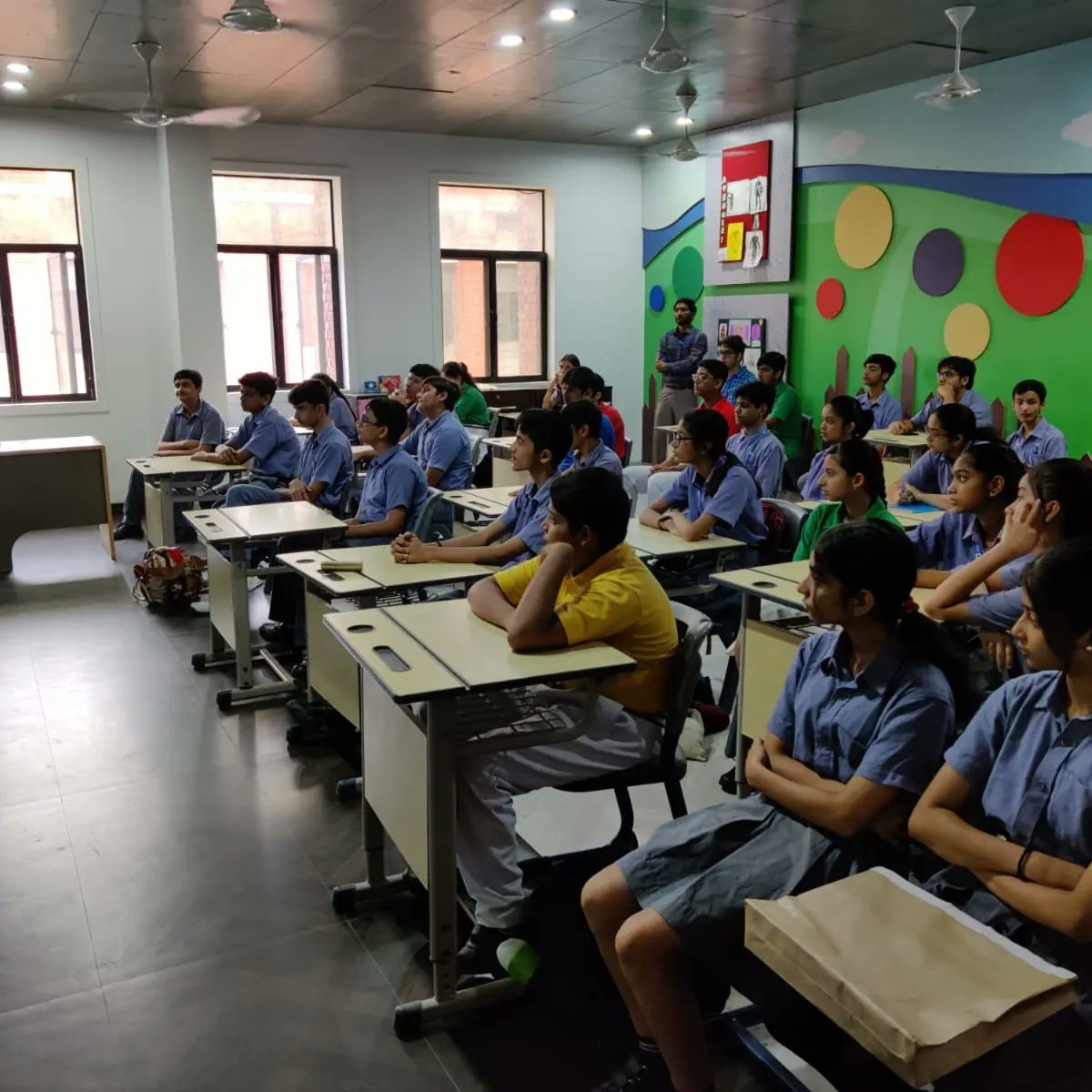 Spread Law tweet media