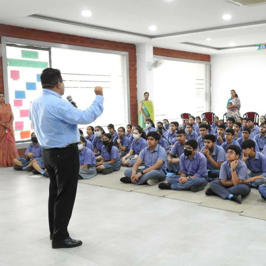 Spread Law tweet media