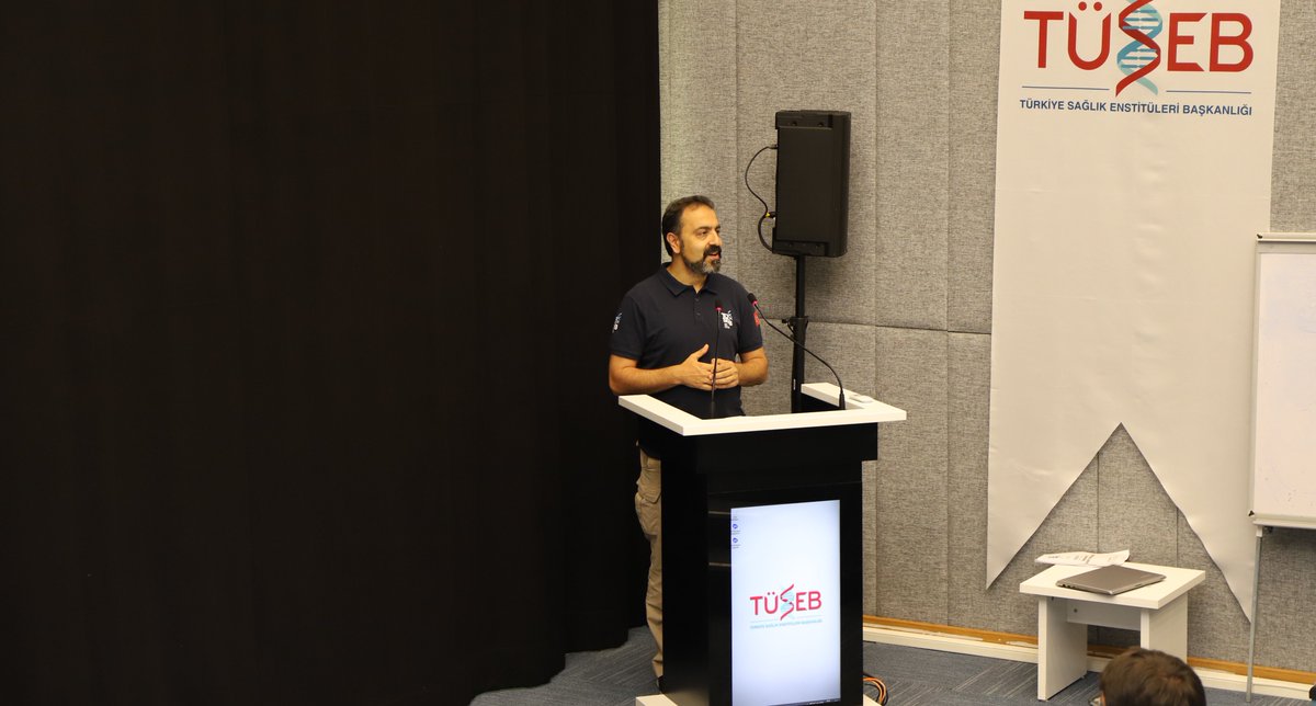 TÜSEB Türkiye Biyoteknoloji Enstitümüz tarafından düzenlenen BİYAŞAM Eğitim Serileri Rekombinant DNA Teknolojileri ve Klonlama Eğitimi, Başkanımız Prof. Dr. Erhan Akdoğan’ın açılış konuşması ile başladı.

<a href="/dr_eakdogan/">Prof.Dr. Erhan Akdoğan</a> #BİYAŞAMEğitimSerileri