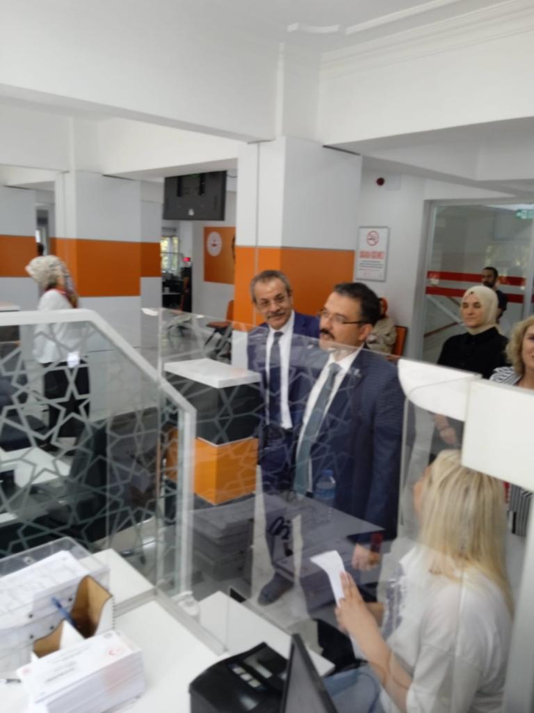 4B Sözleşmeli Personel Alım Komisyon Başk. olarak NVİ Genel Müd. Yard. Sn. Ercan TURAN @ErccanTuran ile Sn. İl Müdürümüz Sakip PEHLİVANOĞLU <a href="/sakippehlivan/">SAKİP PEHLİVANOĞLU</a> Nilüfer İlçe Nüfus Müdürlüğü <a href="/UmurNufus/">Hatice UMUR</a> ziyaretinde bulunulmuştur. <a href="/sefikaygol/">Şefik AYGÖL</a>  #HayatınızınHerAnında