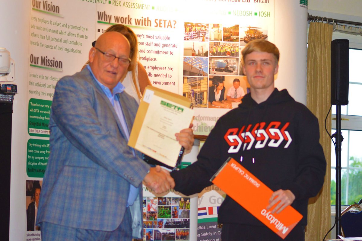 🏆 Award Winning #Apprentices!

🥇 We’re delighted to congratulate Albie Agent on winning the Fabrication &amp; Welding Award at this year’s <a href="/SETA1966/">SETA Training</a> #Engineering #Apprenticeship Awards

🤝 He was presented with his award by Chairman, Russell Prince

👏 Well done Albie!