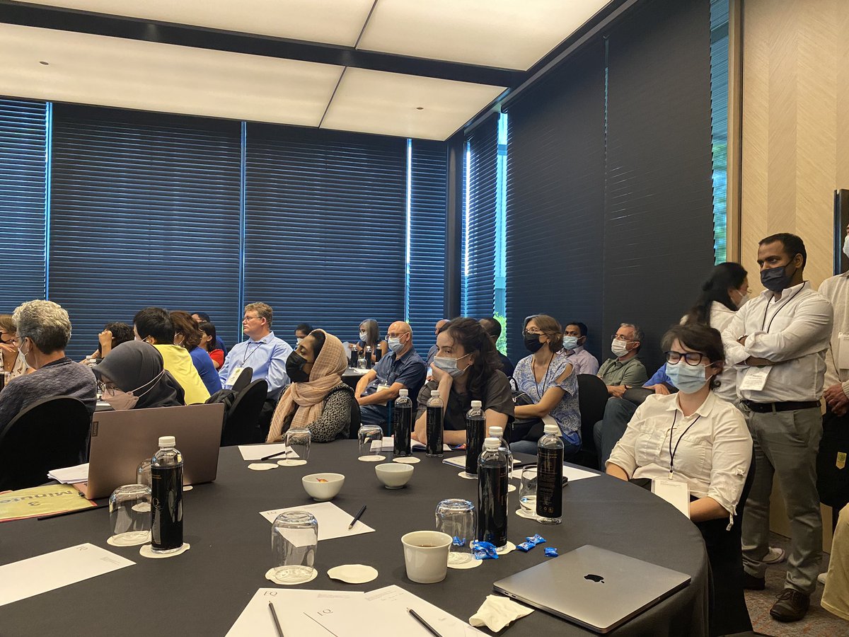 <a href="/ChemEcol_org/">International Society of Chemical Ecology</a> Full turnouts! We'll provide better seating tomorrow! Overwhelming response!