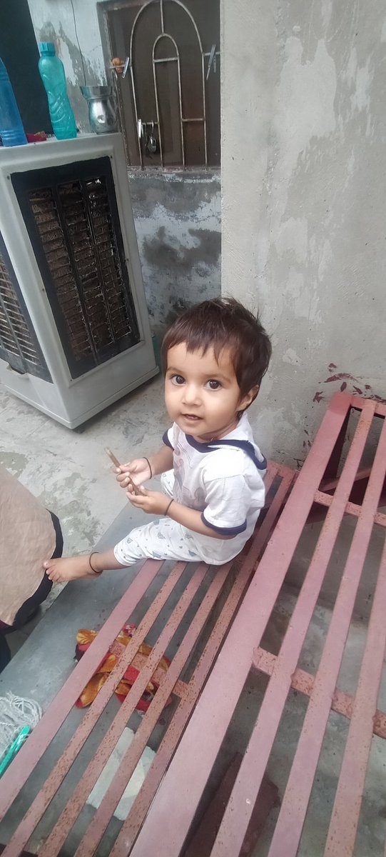 gulshanswami2's tweet photo. @MadhavSheth1 Realme has  given me a best experience with #Realme5 .Mostly Camera. ❤️

#realmeFanStory #KeepItReal https://t.co/j99U5SrMPD