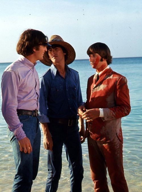 SgtPepper1710's tweet photo. John, George and Ringo on the set of "Help !" in The Bahamas, 1965
#TheBeatles https://t.co/0l6DzJ22L9
